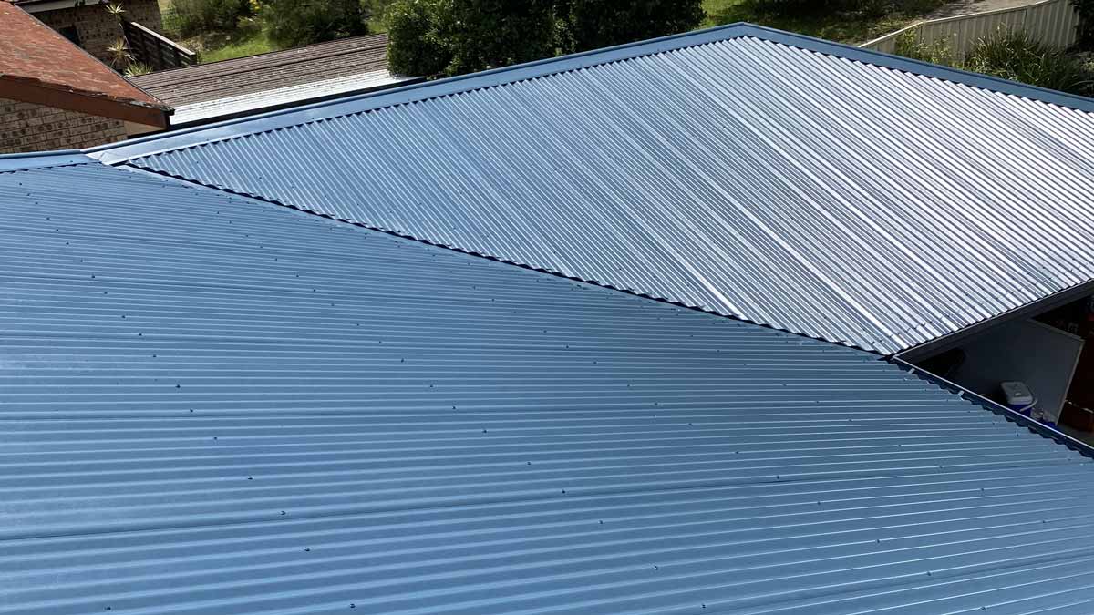 colorbond roof repainting